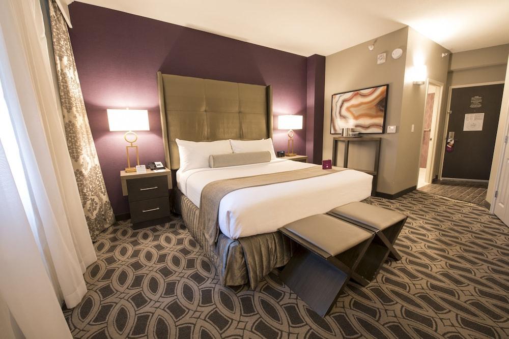 Crowne Plaza By Ihg Saddle Brook