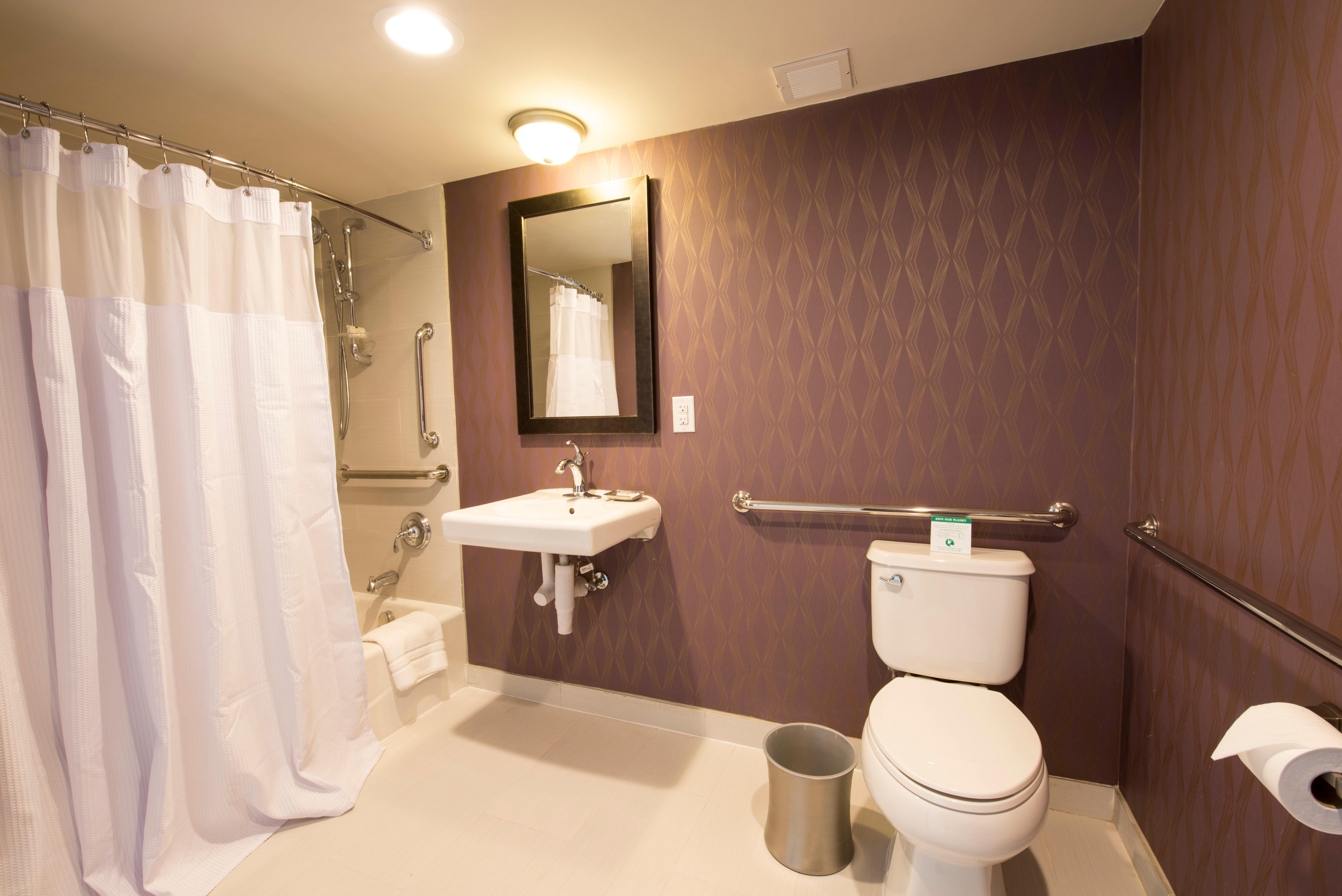Crowne Plaza By Ihg Hotel