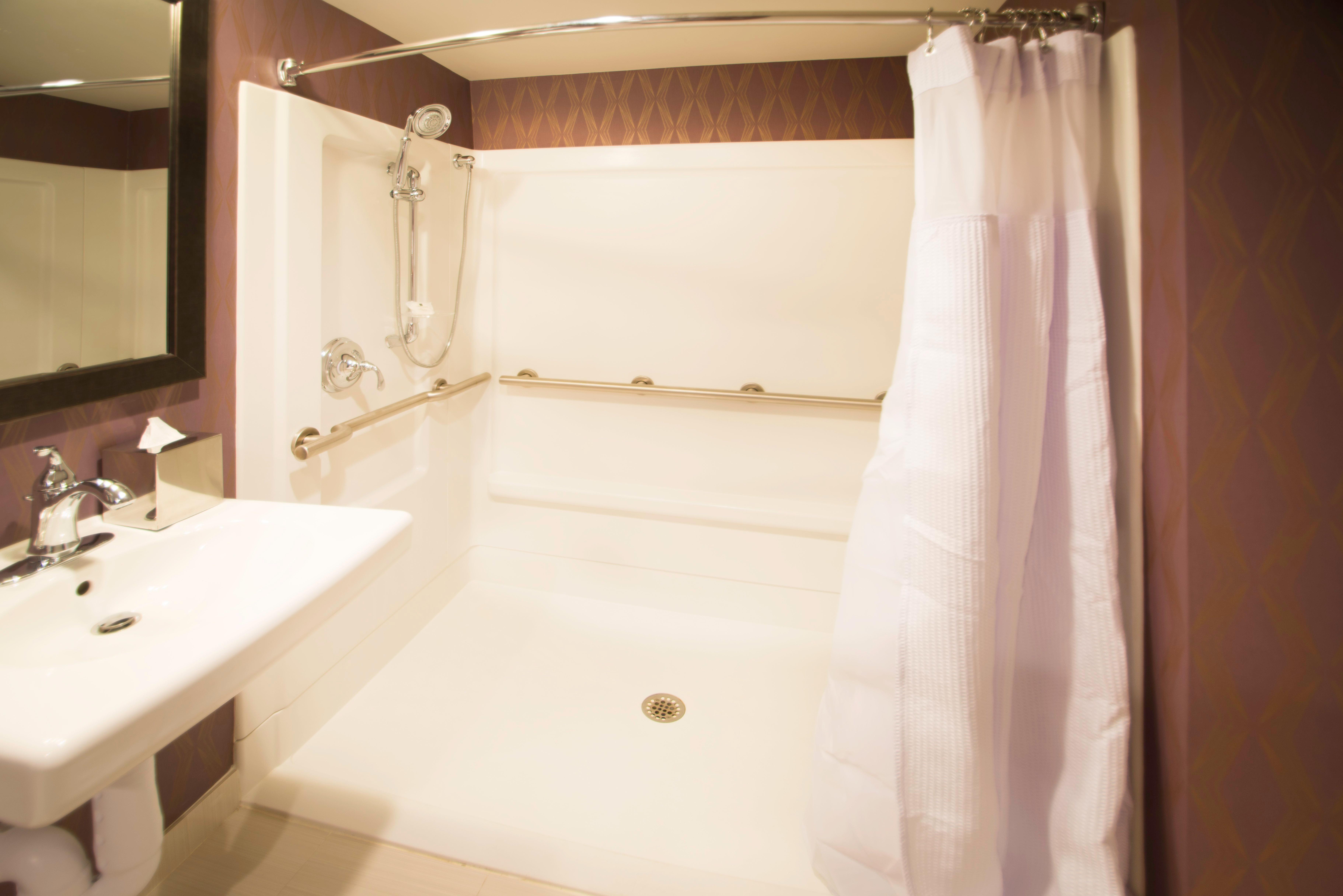 Crowne Plaza By Ihg 4*