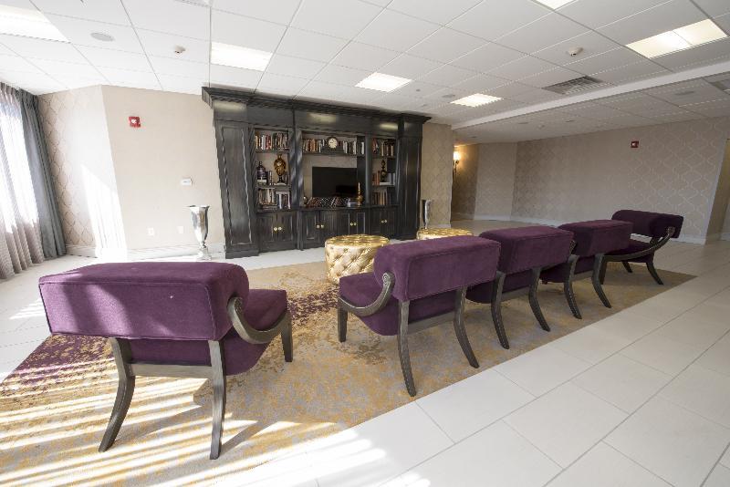 Crowne Plaza By Ihg Hotel 4*
